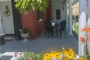 111 E Main St, Strasburg, PA 17579 - Photo 2