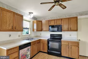 1733 Wilderness Rd, Lancaster, PA 17603 - Photo 8