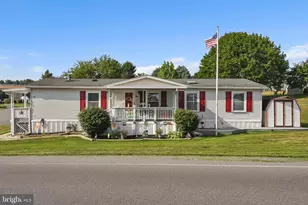 200 Finch Ct, Lancaster, PA 17603 - Photo 2