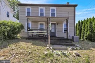 724 Rohrerstown Rd, Lancaster, PA 17603 - Photo 2