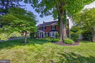 1709 Ridgeview Ave, Lancaster, PA 17603 - Photo 8