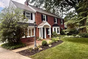 1709 Ridgeview Ave, Lancaster, PA 17603 - Photo 2