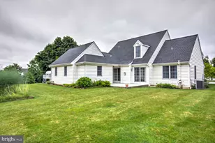 27 N Whisper Ln, New Holland, PA 17557 - Photo 42