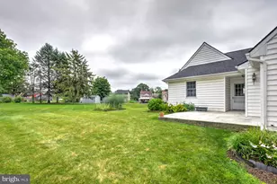 27 N Whisper Ln, New Holland, PA 17557 - Photo 40