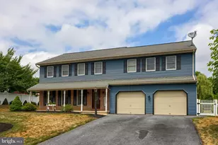 323 Knights Bridge Way, Lititz, PA 17543 - Photo 4
