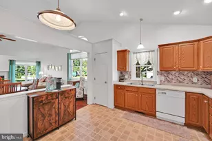 1585 Hickory Run Ct, Elizabethtown, PA 17022 - Photo 12