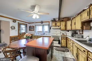 945 Maple St, Lititz, PA 17543 - Photo 4