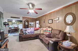 945 Maple St, Lititz, PA 17543 - Photo 8