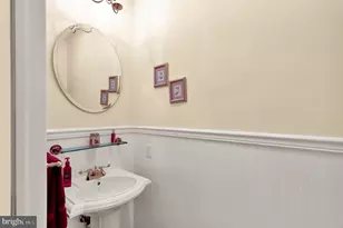 8 Bentley Ln, Lancaster, PA 17603 - Photo 24
