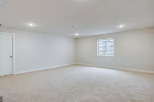206 Lindsey Dr, Columbia, PA 17512 - Photo 8