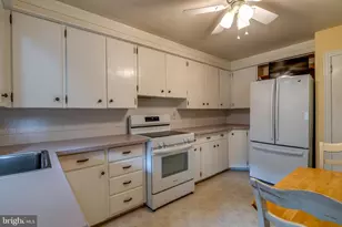 428 Manor Ave, Millersville, PA 17551 - Photo 28