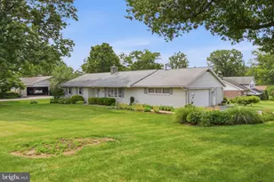 1007 Bear Creek Rd, Elizabethtown, PA 17022 - Photo 4