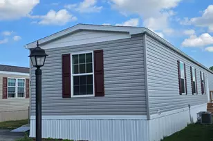 955 Wollups Hill Rd, Stevens, PA 17578 - Photo 2