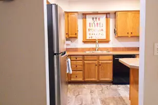 3213 Pinewyn Cir, Lancaster, PA 17601 - Photo 10