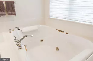 866 Stonebridge Dr, Lancaster, PA 17601 - Photo 52