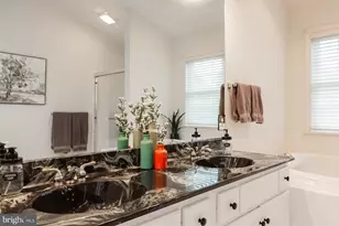 866 Stonebridge Dr, Lancaster, PA 17601 - Photo 54