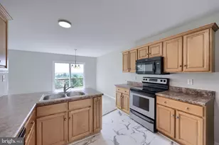 212 Eagle Dr, Ephrata, PA 17522 - Photo 4