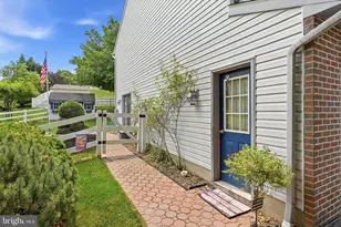 121 Meadowview Dr, Gap, PA 17527 - Photo 32