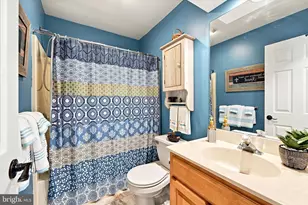 121 Meadowview Dr, Gap, PA 17527 - Photo 8