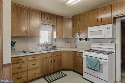 680 N Railroad Avenue, New Holland, PA 17557 - Photo 38