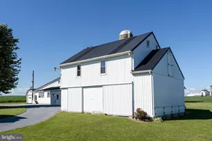 680 N Railroad Ave, New Holland, PA 17557 - Photo 26