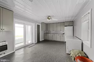 680 N Railroad Ave, New Holland, PA 17557 - Photo 46