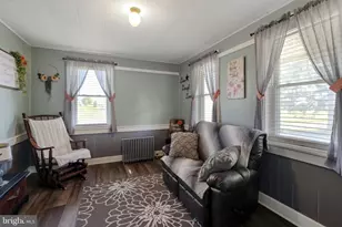 680 N Railroad Ave, New Holland, PA 17557 - Photo 32