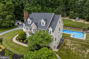 5611 Meadeville Rd, Gap, PA 17527 - Photo 2