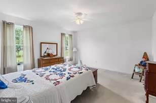 424 Haymarket Ln, Lititz, PA 17543 - Photo 12
