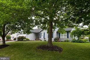 20 Rosemont Dr, Denver, PA 17517 - Photo 2
