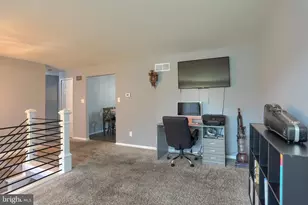 237 Buttonwood Dr, Elizabethtown, PA 17022 - Photo 8