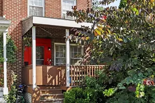 239 Locust St, New Holland, PA 17557 - Photo 2