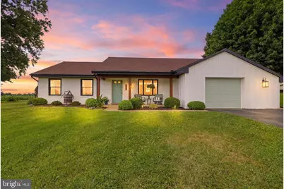 1739 Pioneer Road, Lancaster, PA 17602 - Photo 1