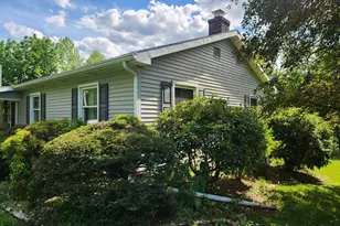 2002 Bridge Rd, Lancaster, PA 17602 - Photo 4