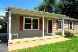 1491 Rock Cir Dr, Columbia, PA 17512 - Photo 4