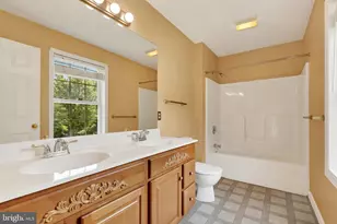 401 Rabbit Hill Ln, Lancaster, PA 17603 - Photo 18