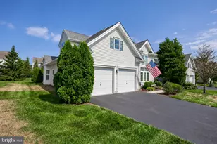 1624 Parvin Rd, Lancaster, PA 17601 - Photo 2