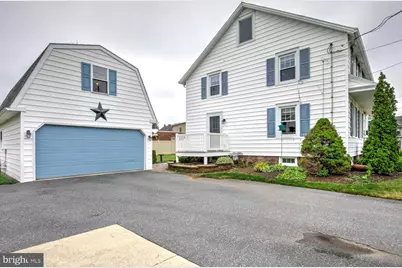 15 N Custer Avenue, New Holland, PA 17557 - Photo 4