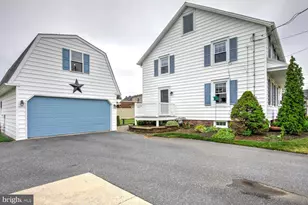 15 N Custer Ave, New Holland, PA 17557 - Photo 4