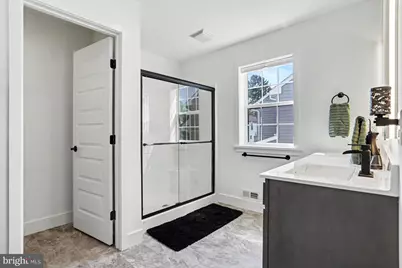 100 Meadows Bend, Lititz, PA 17543 - Photo 18