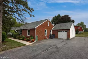 1646 White Oak Rd, Strasburg, PA 17579 - Photo 4