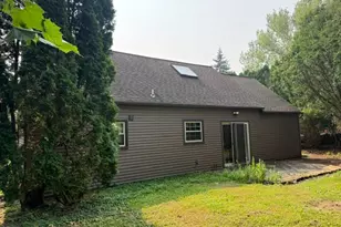 319 Carol Lynn Dr, Willow Street, PA 17584 - Photo 4
