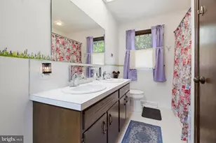 413 Surrey Dr, Lancaster, PA 17601 - Photo 14