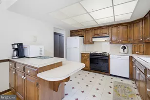 413 Surrey Dr, Lancaster, PA 17601 - Photo 8