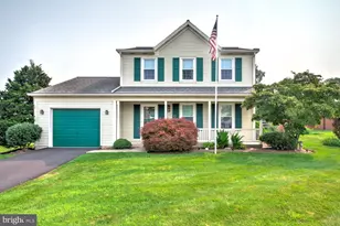 205 Walnut Ln, New Holland, PA 17557 - Photo 4