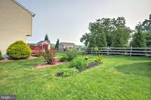 205 Walnut Ln, New Holland, PA 17557 - Photo 32