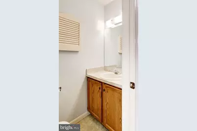 205 Walnut Lane, New Holland, PA 17557 - Photo 8