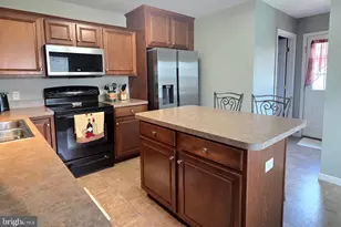 203 Heathersage Dr, Marietta, PA 17547 - Photo 16