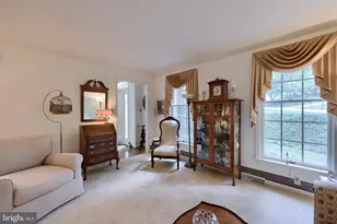1 Warren Cir, Lititz, PA 17543 - Photo 8