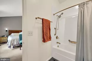 96 Hawk Valley Ln, Denver, PA 17517 - Photo 22